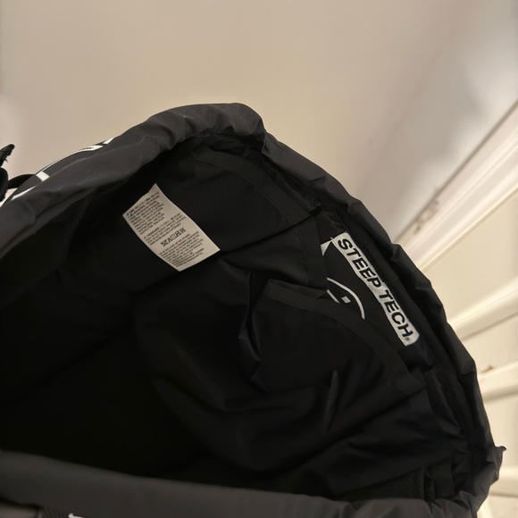SUPREME x THE NORTH FACE SteepTech Backpack - Picture 5 of 9
